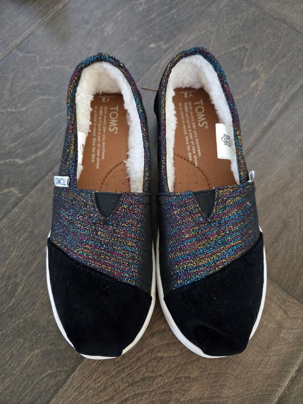 TOMS Classics Metallic Velvet Flats Girls Black Size 2